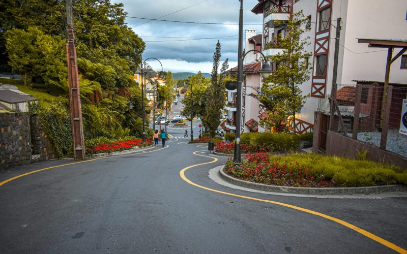 giovana-miketen-tKm_hqQBzQ8-unsplash